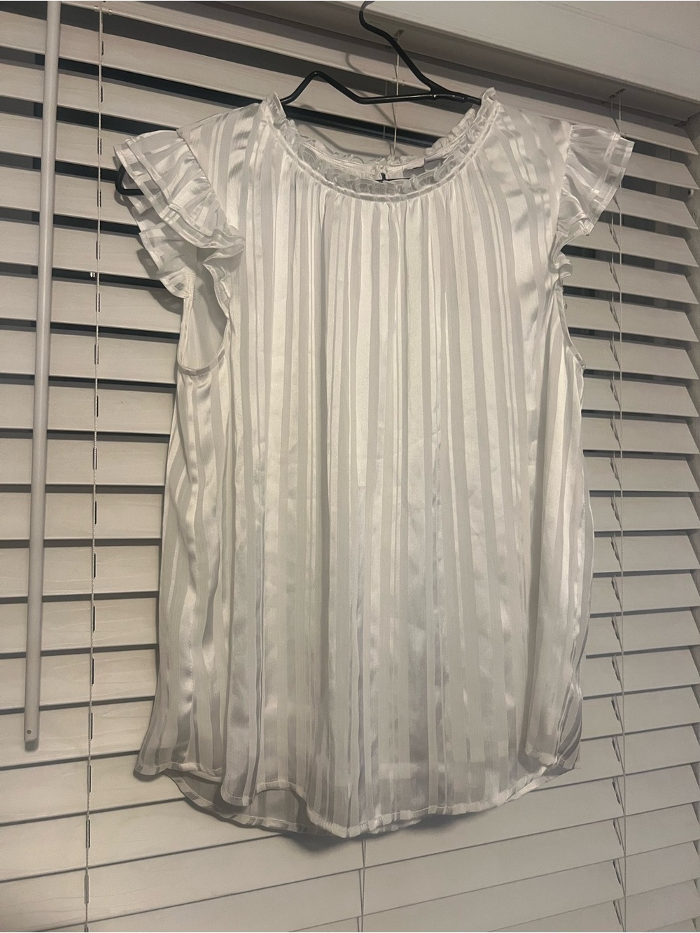 Calvin Klein White Vertical-Stripe Ruffle Sleeve Blouse